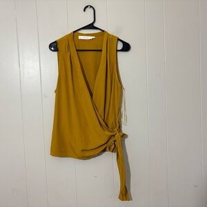 ASTR The Label Mustard Sleeveless Wrap Top Size L